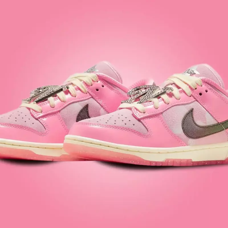 Nike Dunk Low LX "Barbie" (W)