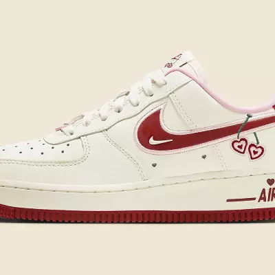 NIKE AIR FORCE 1 LOW "VALENTINE'S DAY"