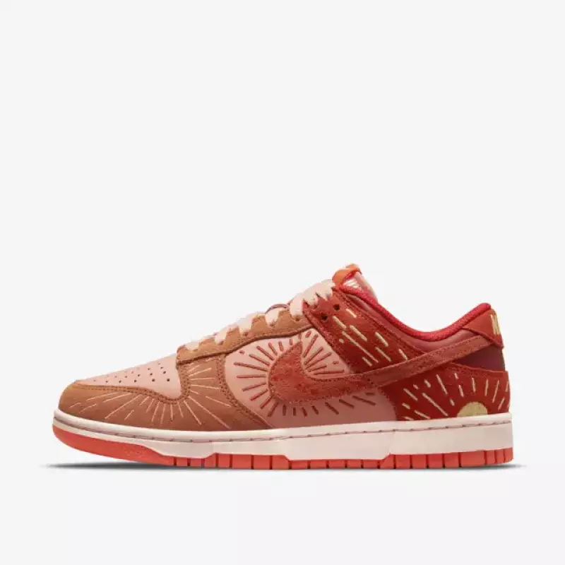 Dunk Low Winter Solstice