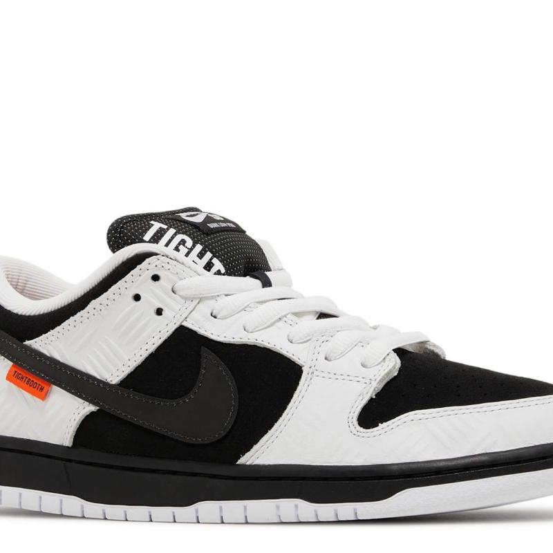 Nike SB Dunk Low TIGHTBOOTH